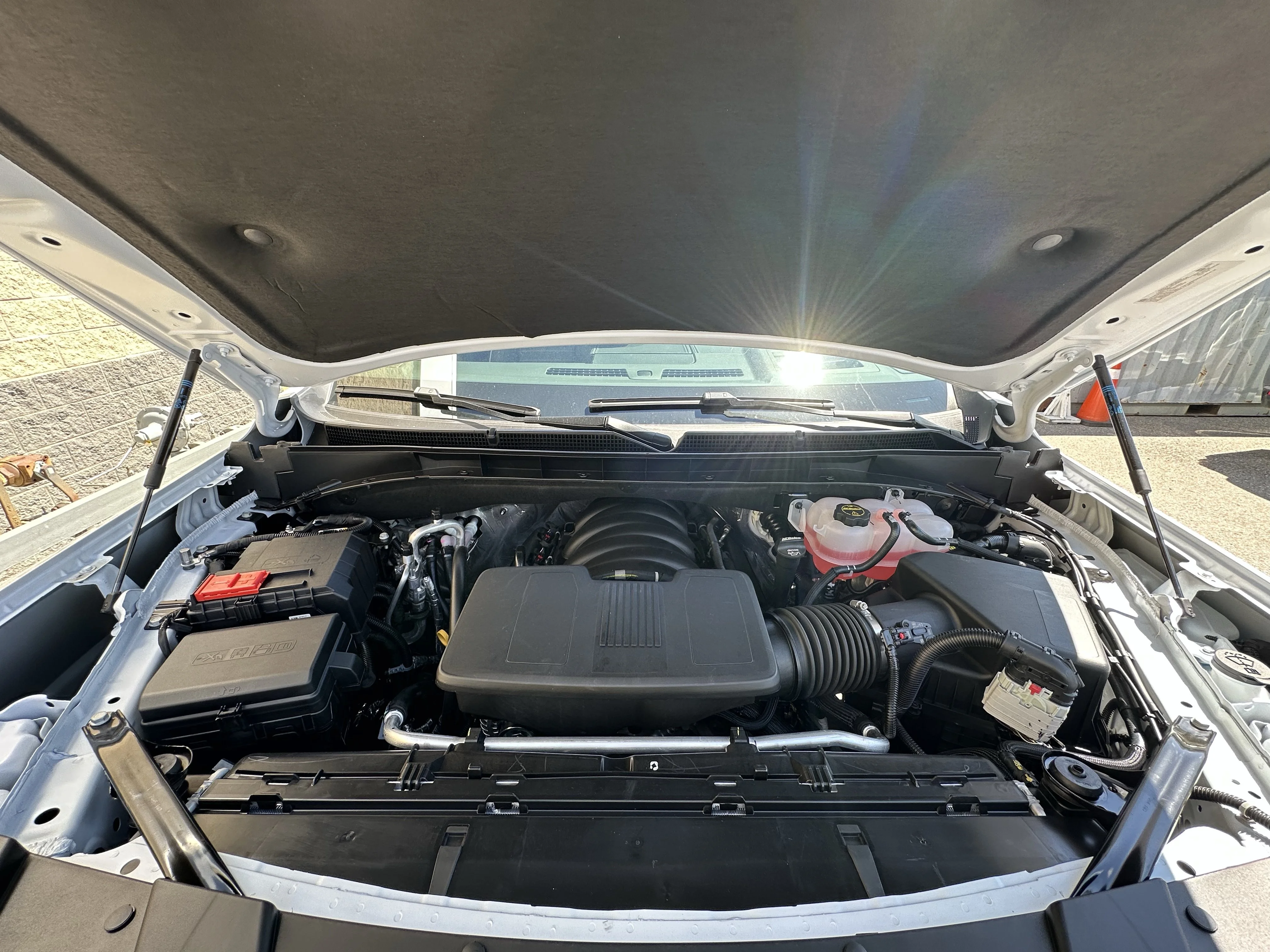 New 2026 Glacier White Tricoat GMC Denali Ultimate image 7