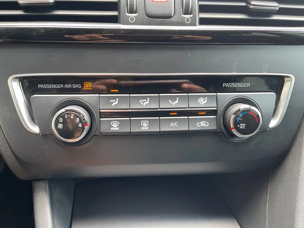 Used 2017 Silver Kia LX image 20