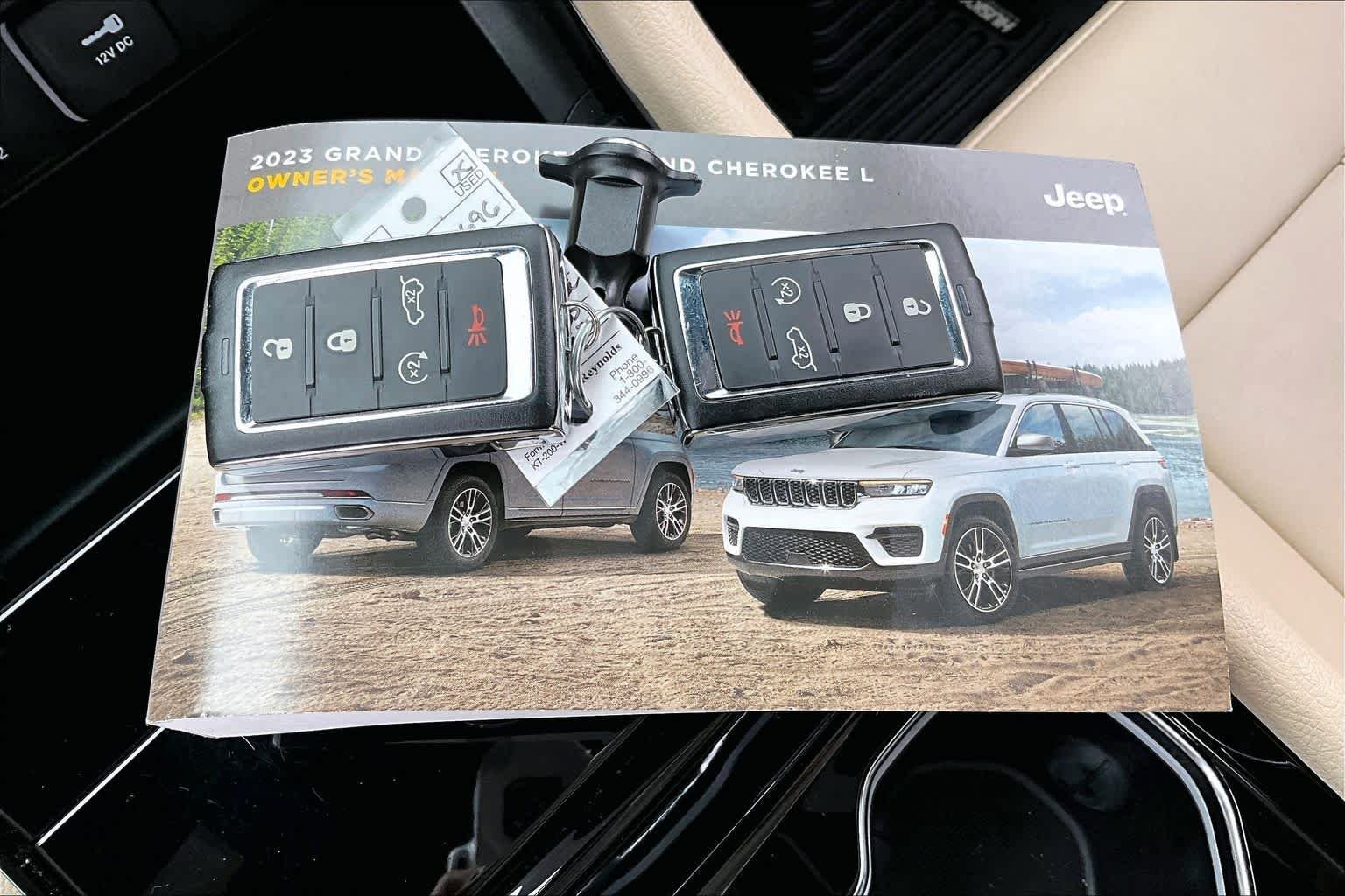 Used 2023 Silver Zynith Jeep Limited image 15