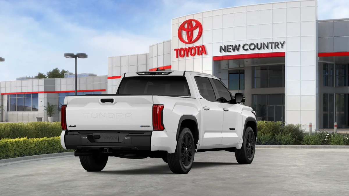 2026 Toyota Tundra Limited - Photo 9