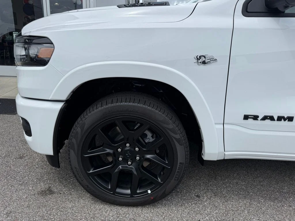New 2026 Bright White Clear-Coat Exterior Paint RAM Laramie image 23