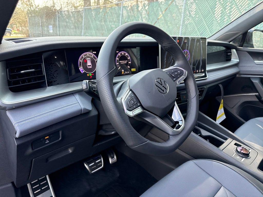 New 2026 Sandstone Volkswagen 2.0T SE R-Line Black image 5
