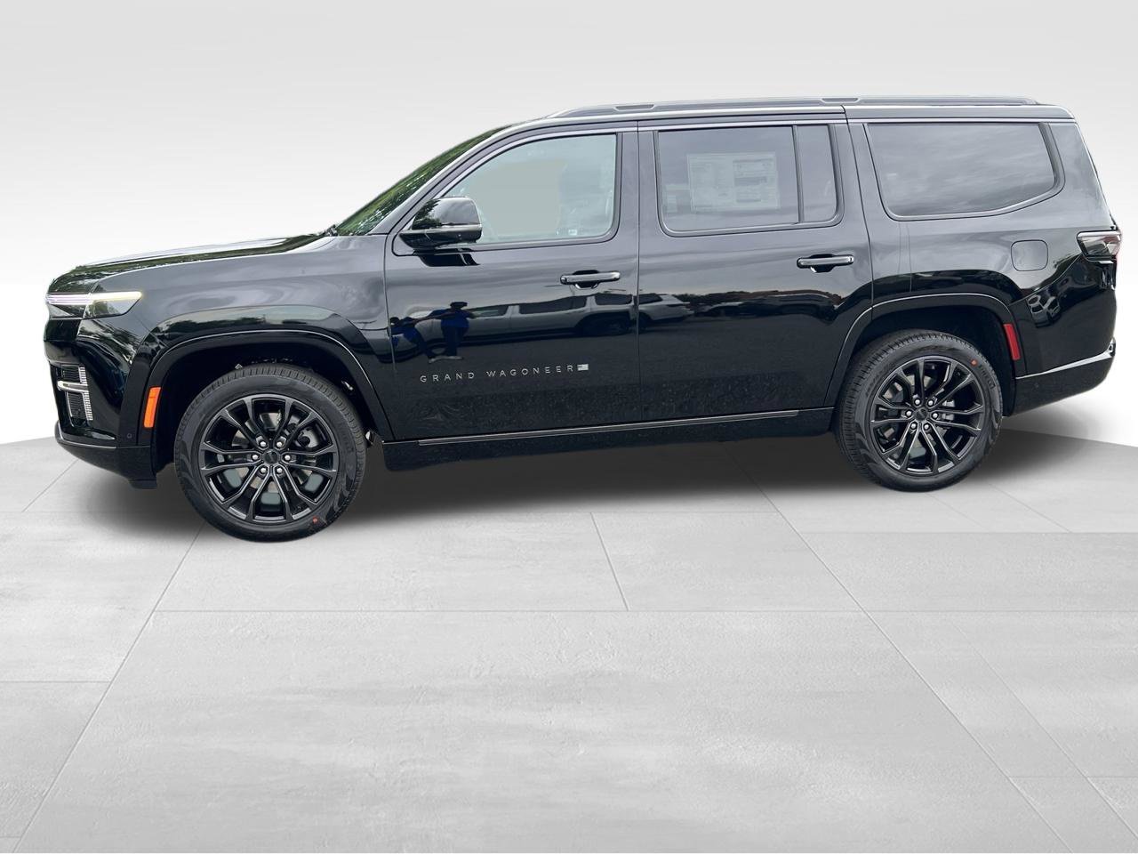 New 2026 High Gloss Black Exterior Paint Jeep Summit Reserve image 3