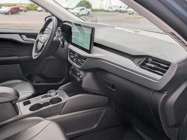 Used 2025 Blue Ford Base image 40