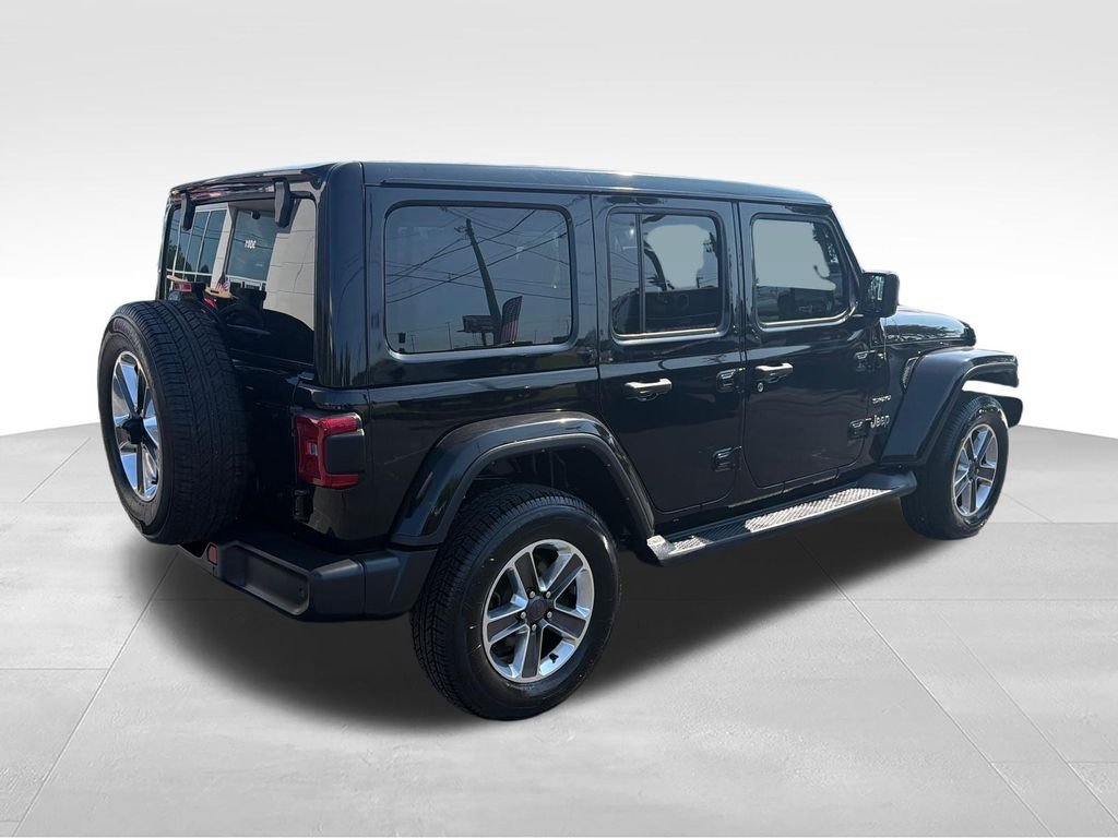 Used 2023 Black Jeep Sahara image 5