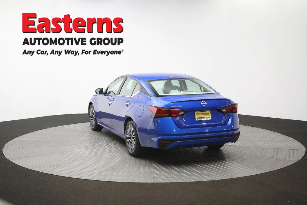 Used 2025 Blue Nissan 2.5 SV image 64