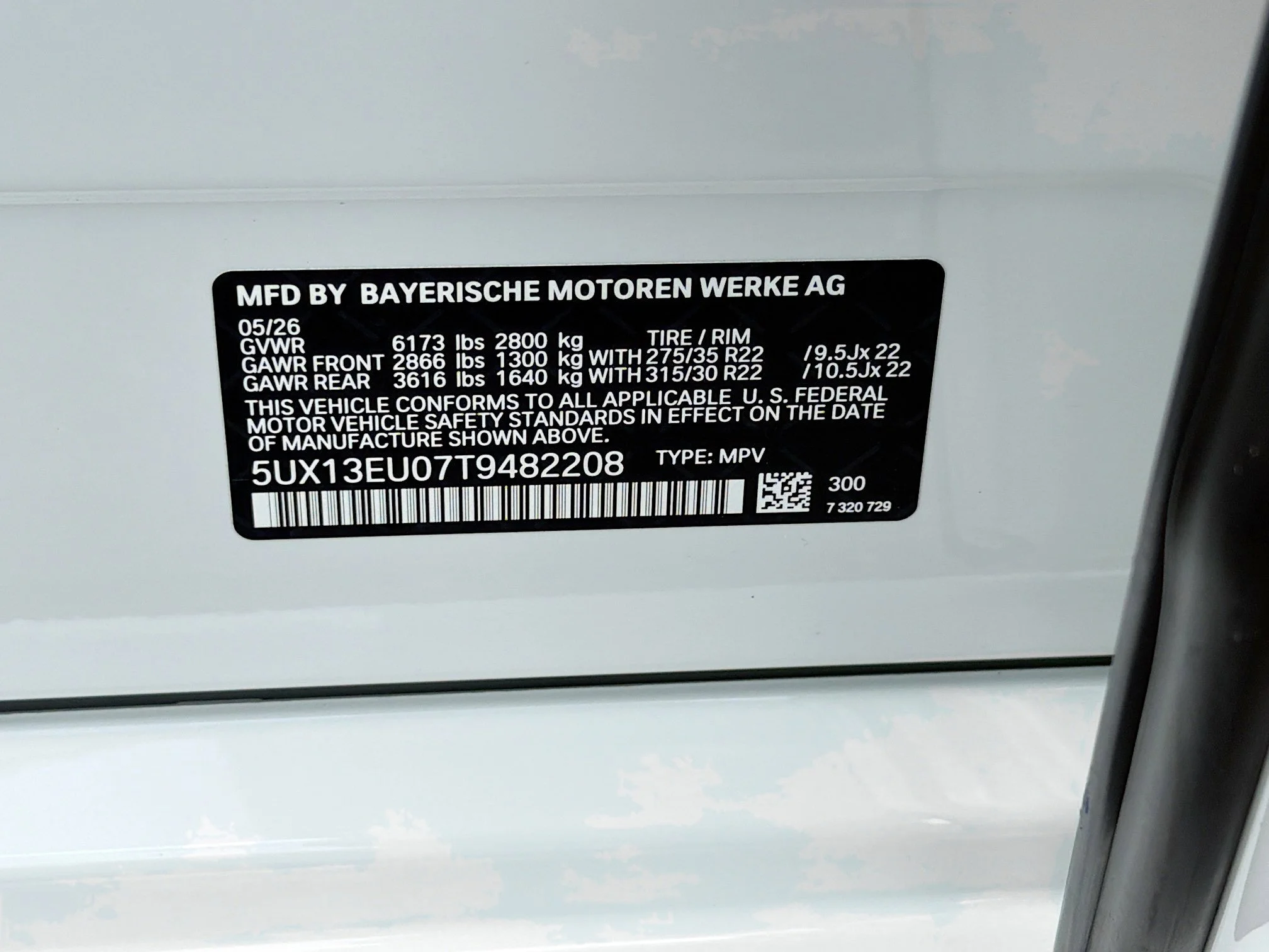 New 2026 Alpine White BMW sDrive40i image 41