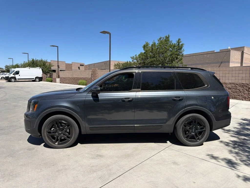 Certified Used 2024 Gray Kia EX X-Line image 4