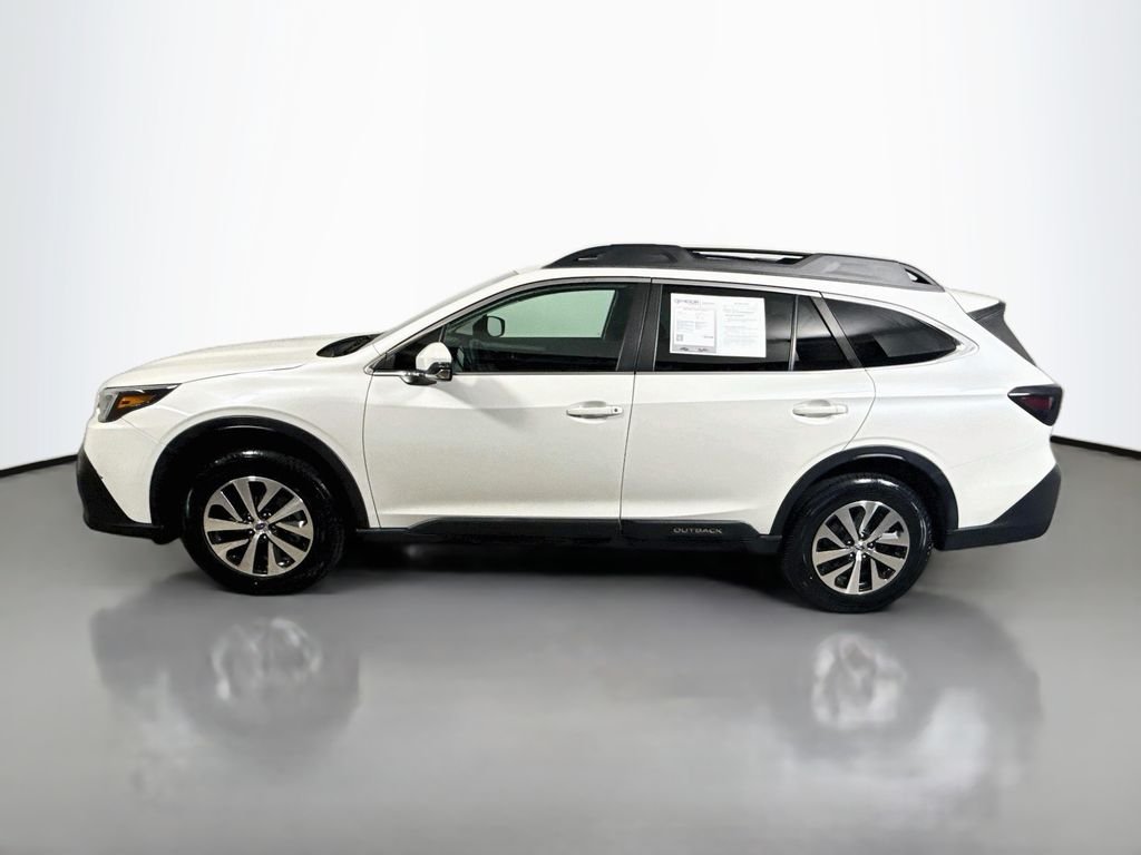 Used 2022 Crystal White Pearl Subaru Premium image 4