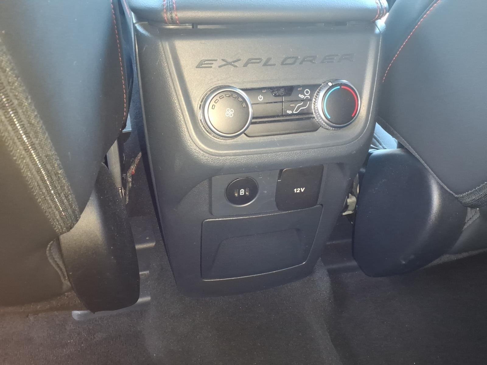 Used 2025  Ford ST-Line image 19