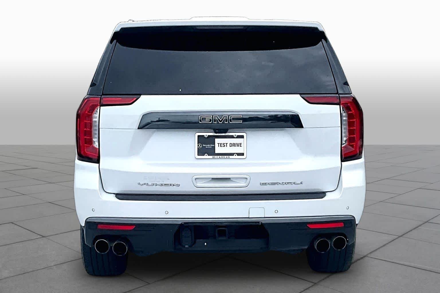 Used 2023 White Frost Tricoat GMC Denali Ultimate image 5