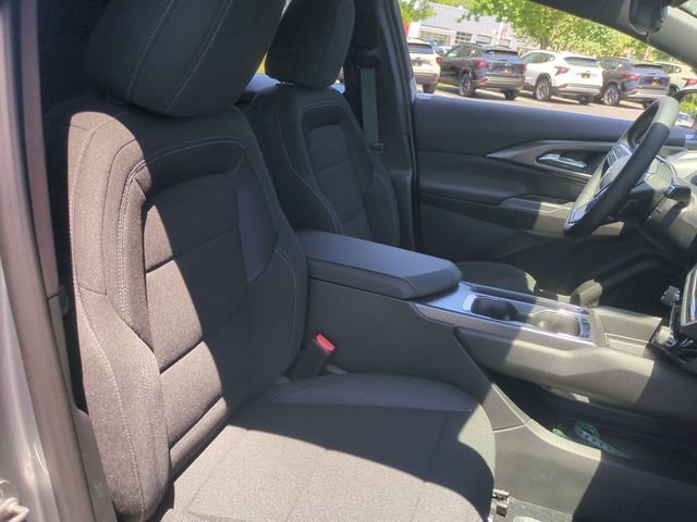 New 2026 Sterling Gray Metallic Chevrolet LT image 28