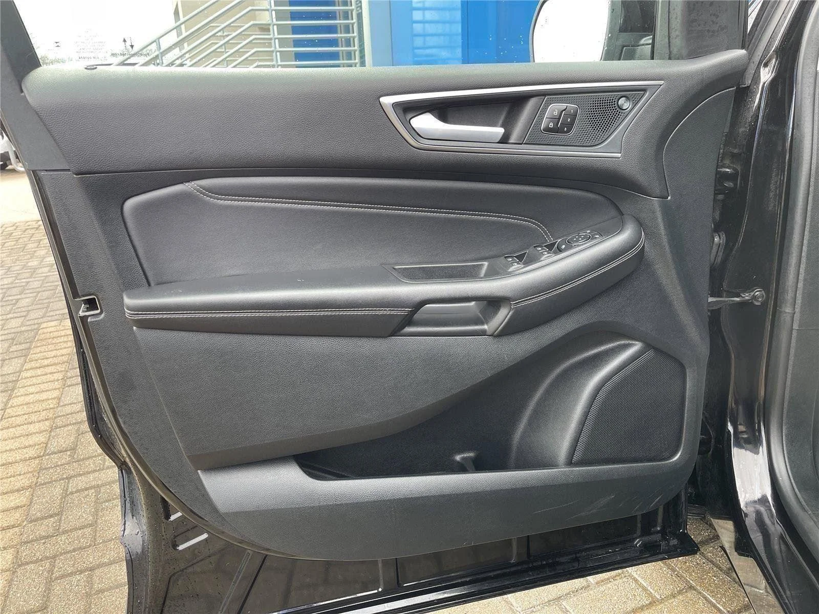 Used 2024 Agate Black Metallic Ford Titanium image 14