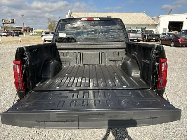 New 2026 Agate Black Metallic Ford XLT image 39
