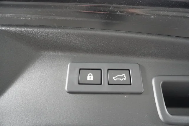 New 2026 CRYSTAL BLACK SILICA Subaru Touring image 28