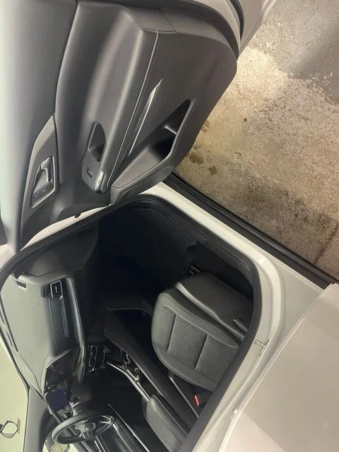 Used 2025 White Chevrolet LT image 20