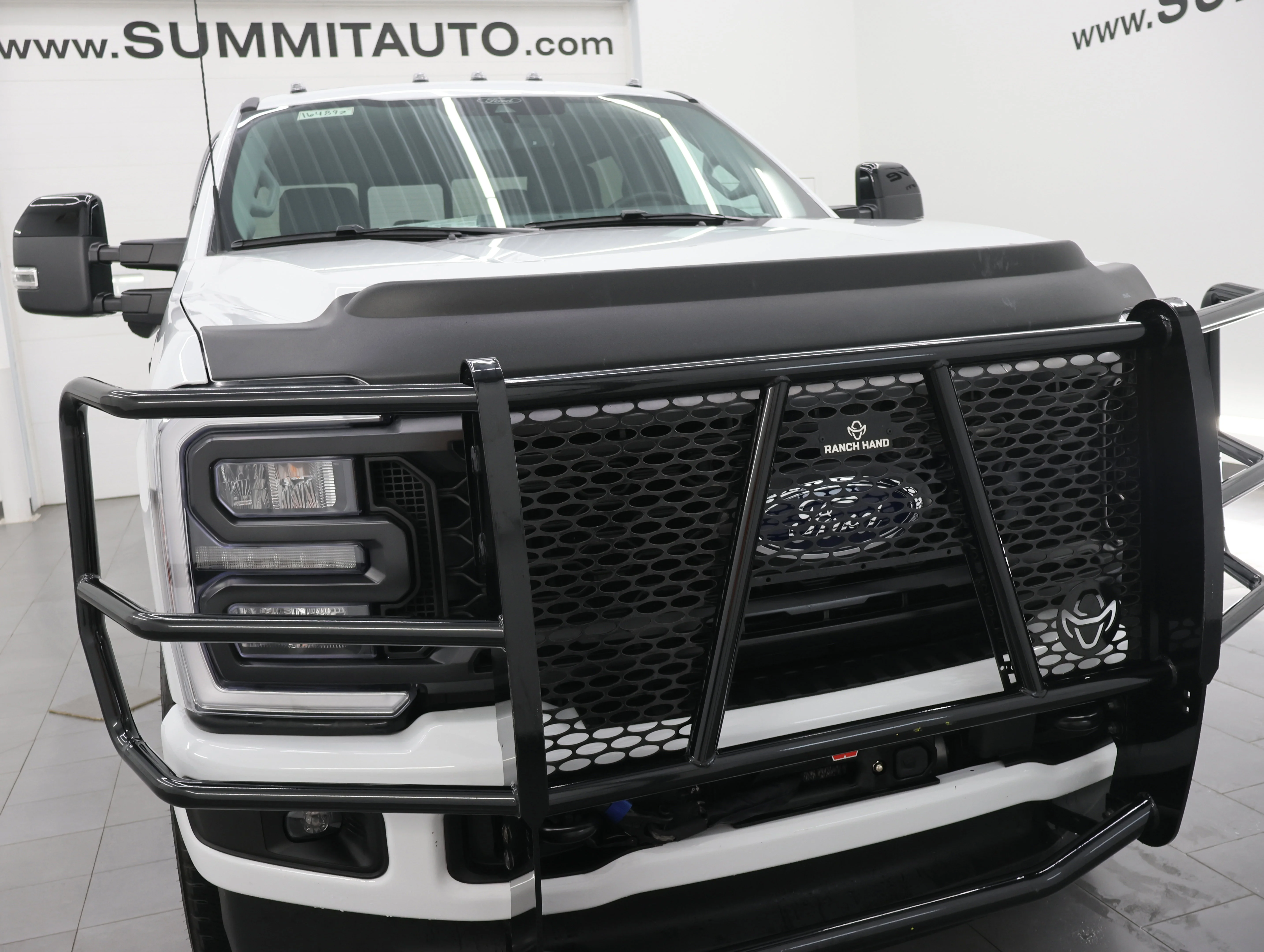 Used 2024 Oxford White Ford Lariat image 24