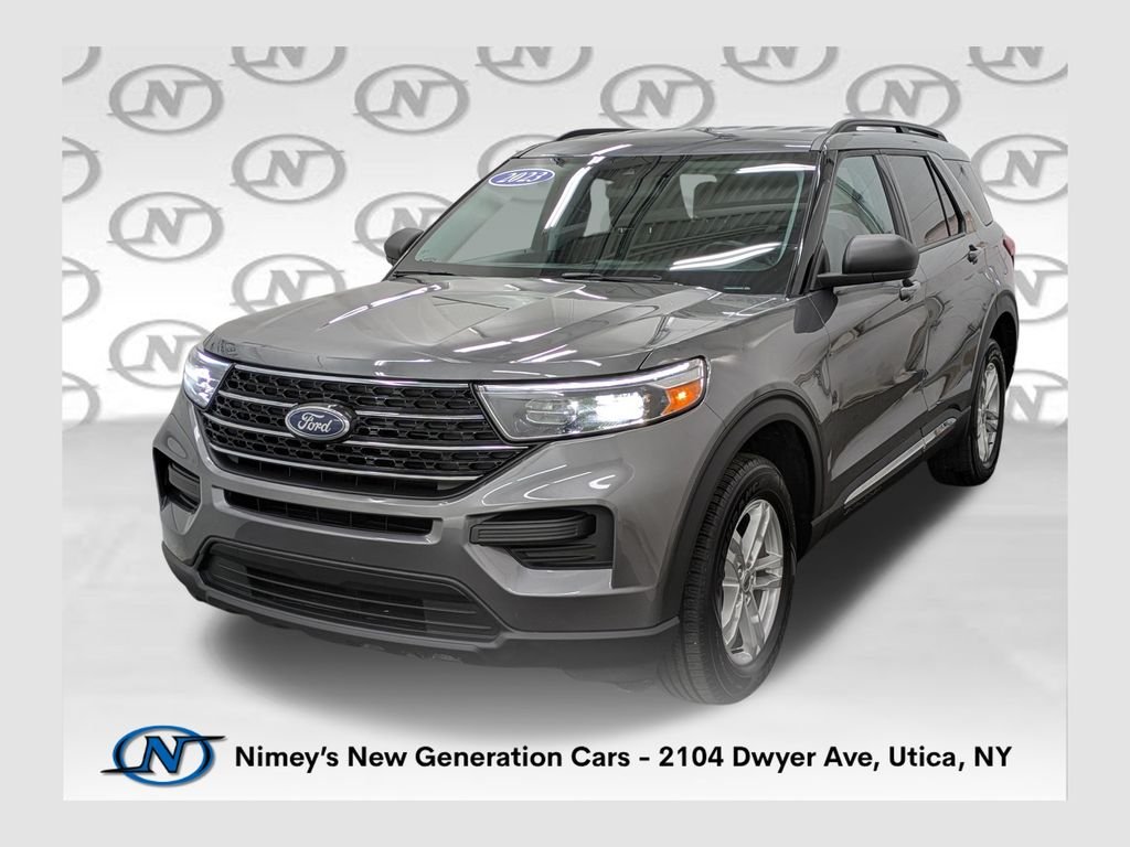 2023 Ford Explorer XLT 4WD's photo