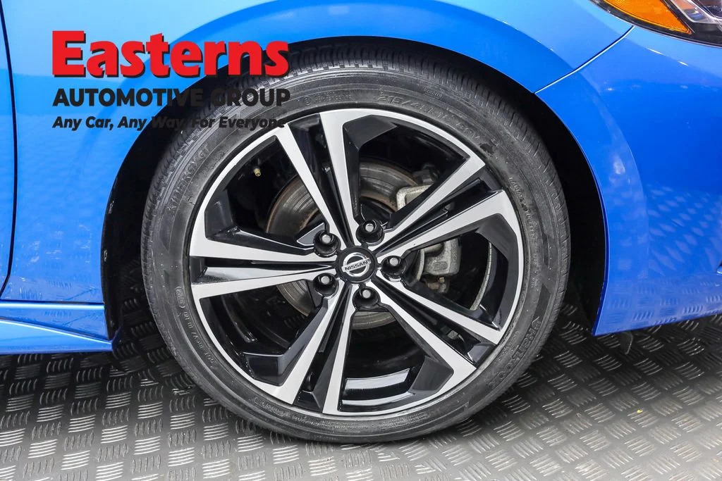 Used 2023 Blue Nissan SR image 30