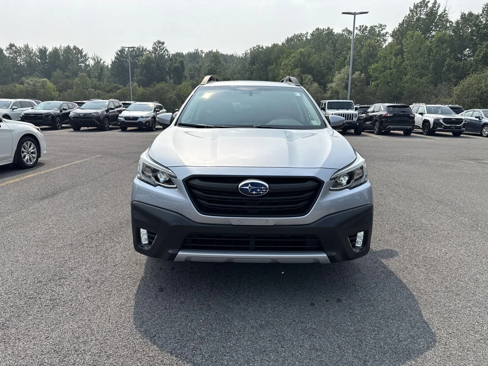 Used 2022 Ice Silver Metallic Subaru Limited XT image 14