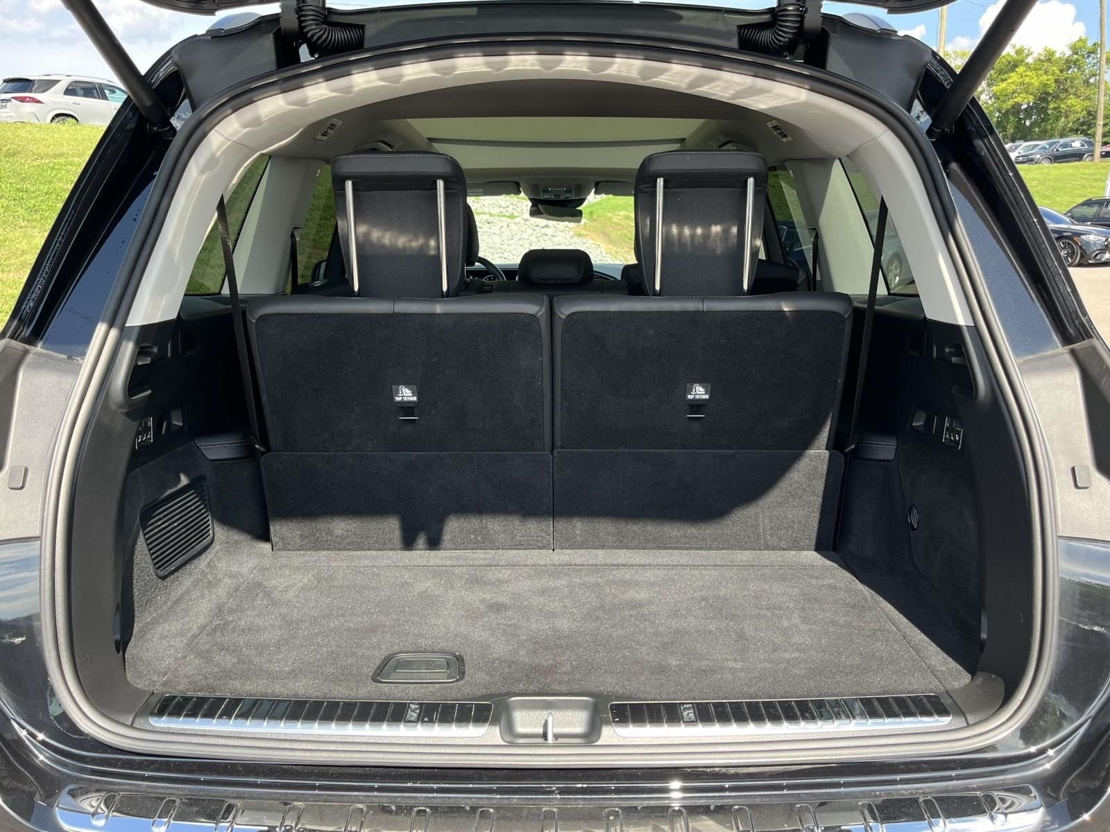 Used 2026 Obsidian Black Metallic Mercedes-Benz GLS 450 image 11