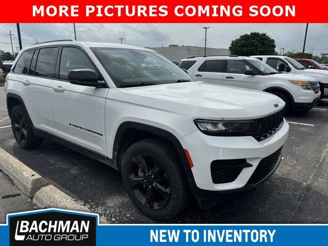 Used 2024 Bright White Clearcoat Jeep Altitude X image 1