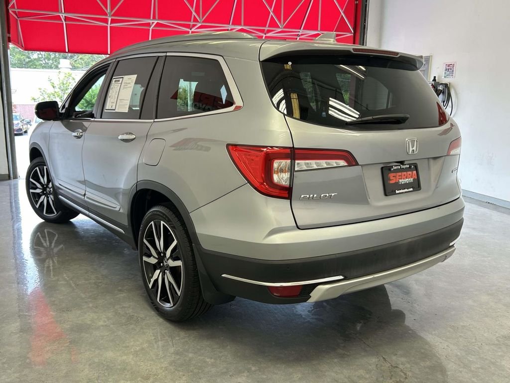 Used 2022 Silver Honda Touring image 5