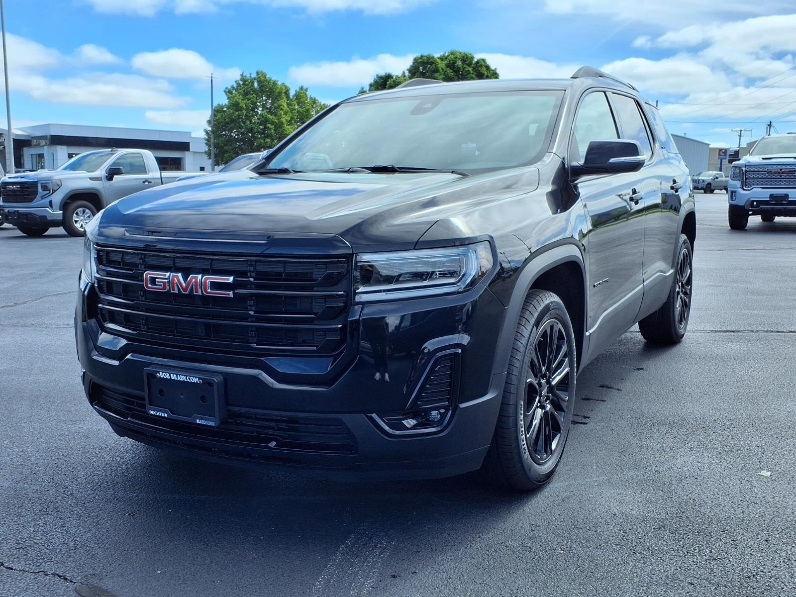 Used 2023 Black GMC SLT image 24