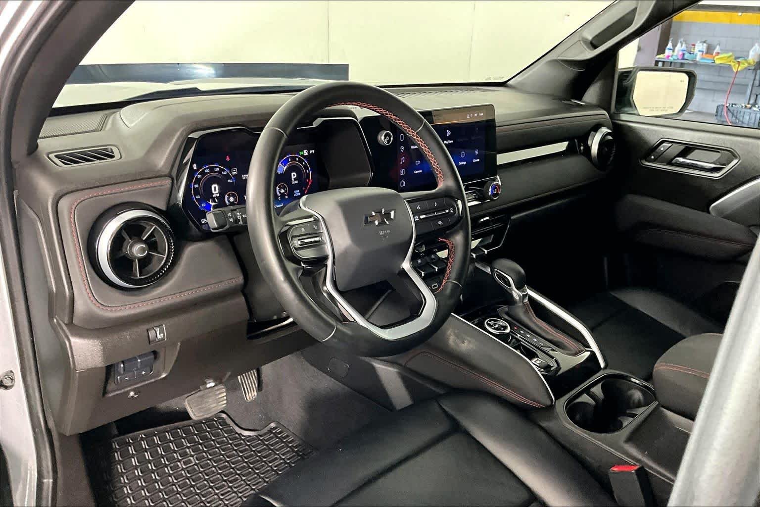 2024 Chevrolet Colorado Z71 - Photo 17