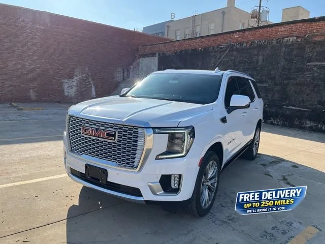 Used 2022 Summit White GMC Denali image 1