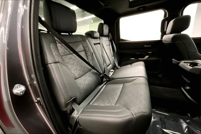 2025 Toyota Tundra Limited - Photo 27