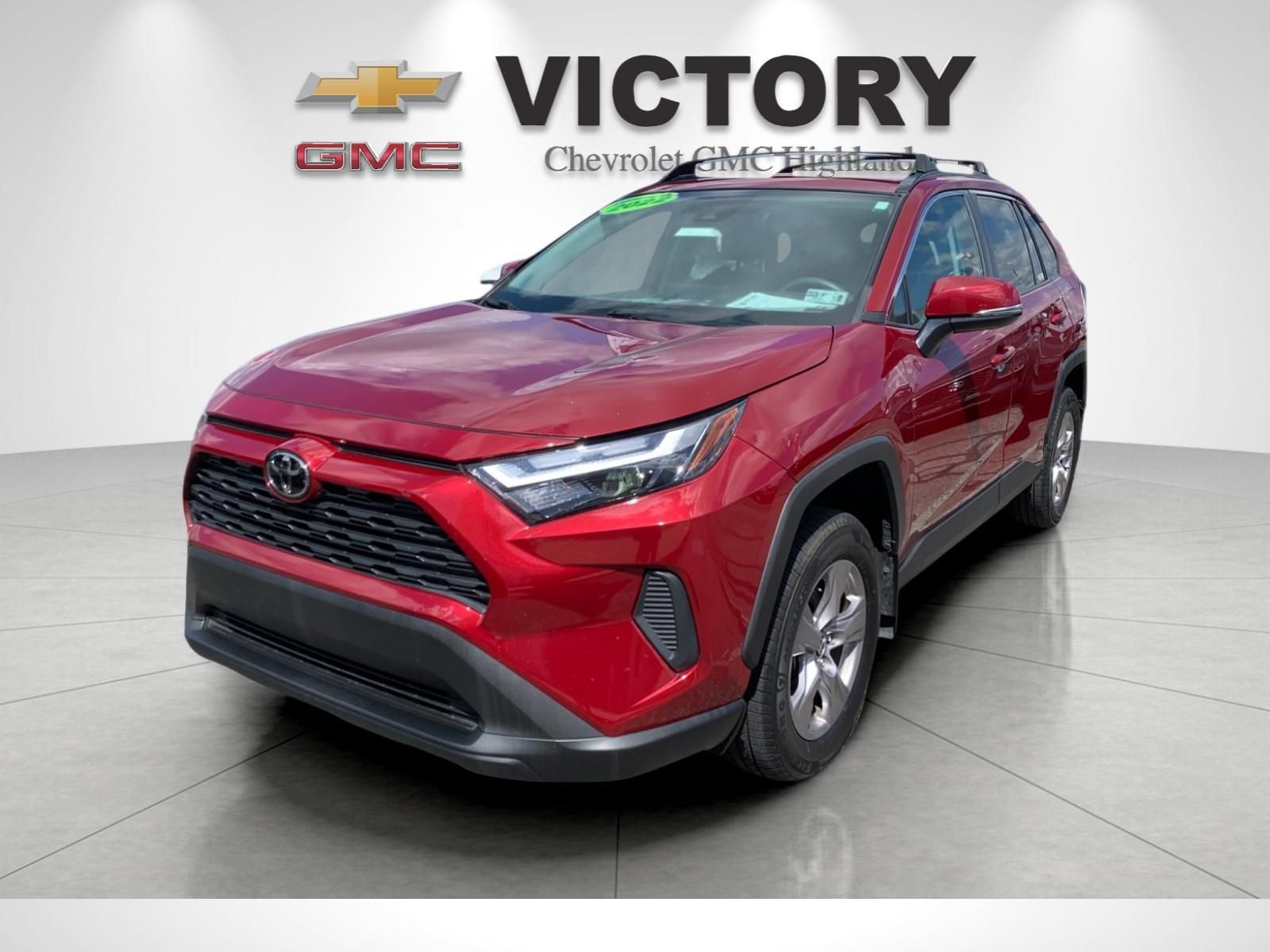 Used 2022 Red Toyota XLE image 7