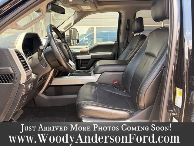 Used 2018 Shadow Black Ford Lariat image 9