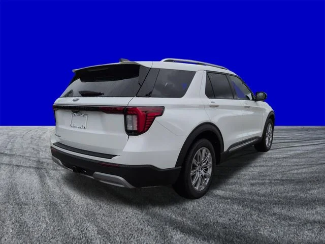 New 2026 Star White Metallic Tri-Coat Ford Platinum™ image 4