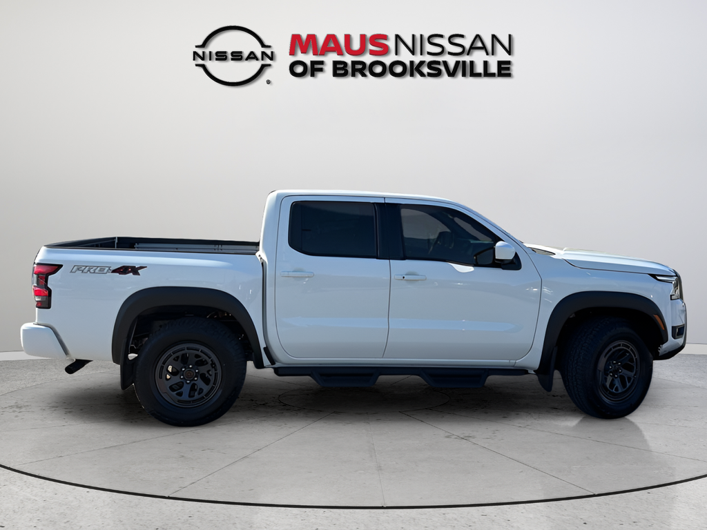 New 2026 White Nissan PRO-4X image 9