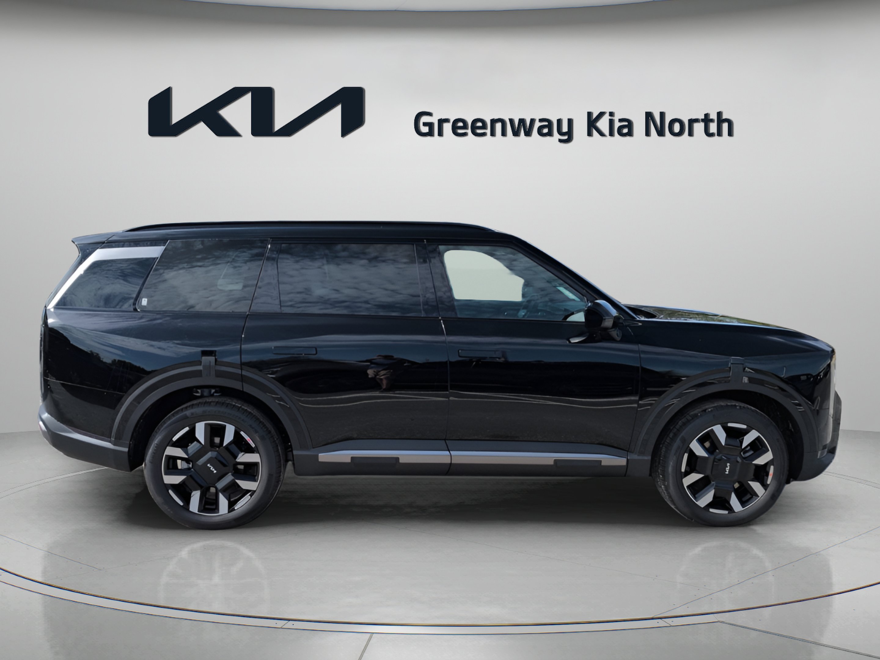 New 2027 Ebony Black Kia S image 9