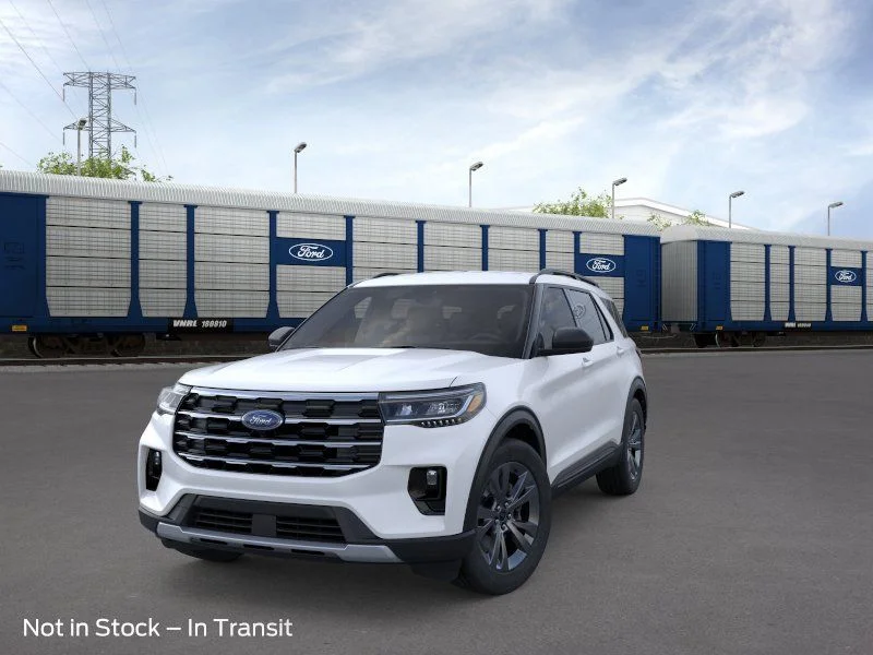 New 2026 Star White Metallic Tri-Coat Ford Active image 2