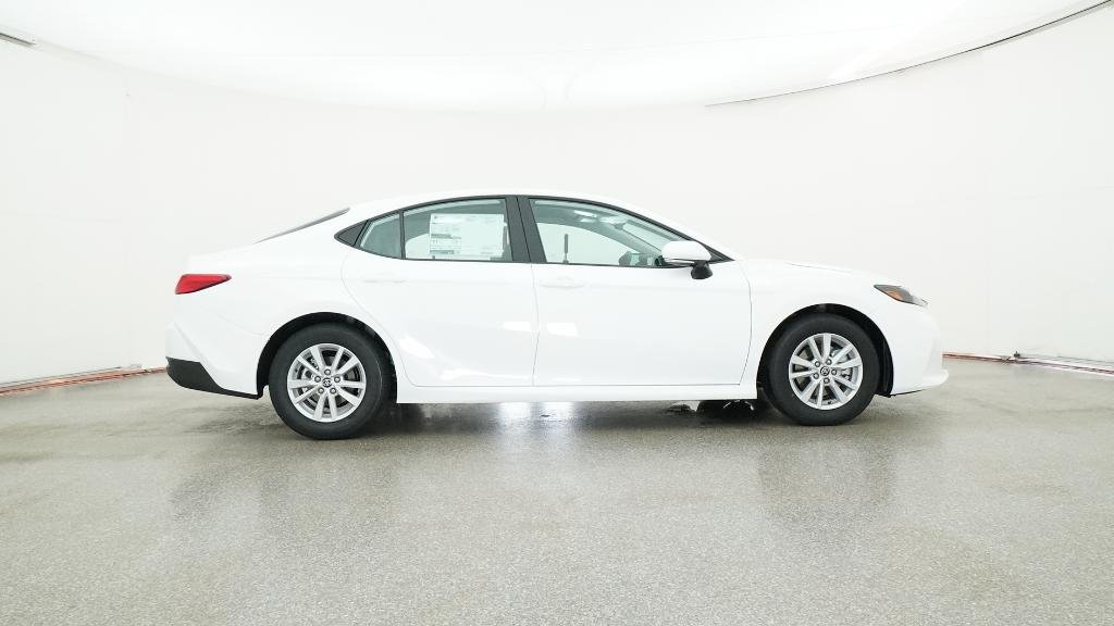 New 2026 Ice Cap Toyota LE image 40