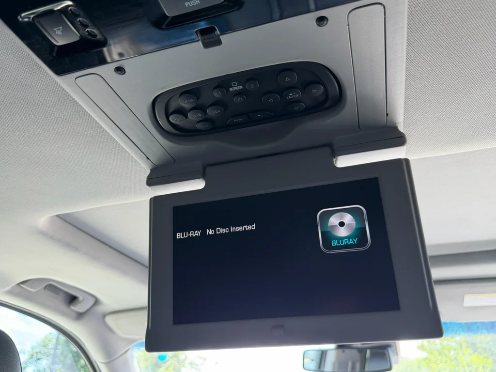 Used 2015 Black Chevrolet LTZ image 31