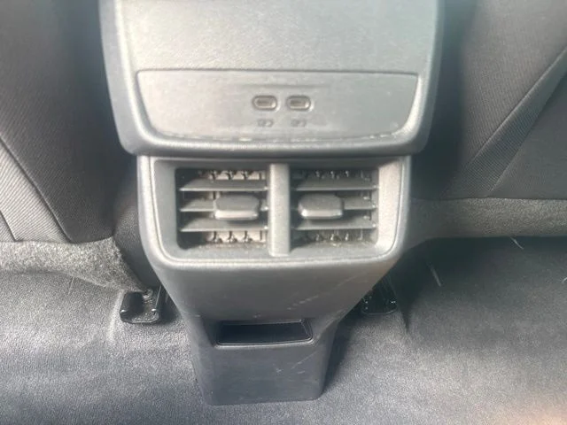 Used 2025 Silver GMC Elevation image 17