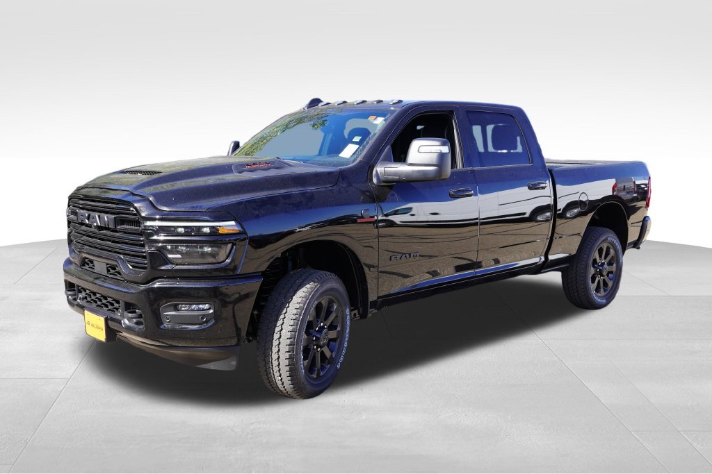 New 2027 Diamond Black Crystal Pearl-Coat Exterior Paint RAM Laramie image 7