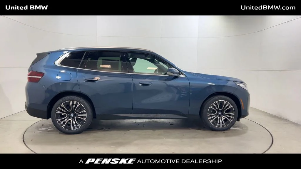 2026 BMW X3 30 - Photo 9