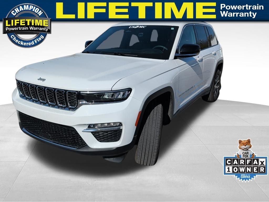 Used 2025 White Jeep Limited image 1