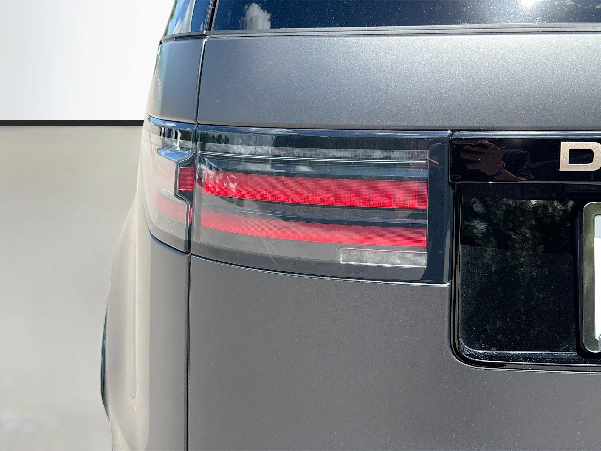 New 2026 Carpathian Grey Land Rover Tempest Edition image 10