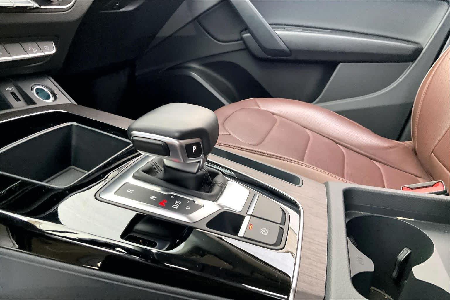 Used 2025 Brilliant Black Audi Premium image 17