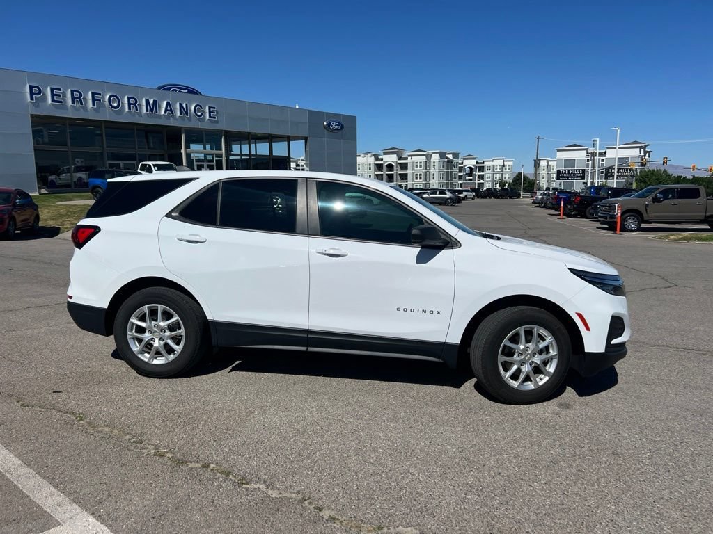 Used 2024 Summit White Chevrolet LS image 3