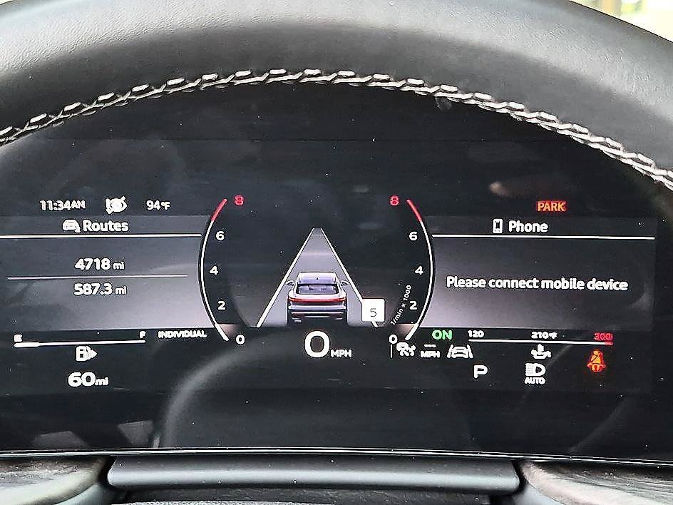 Used 2025 Black Audi Premium Plus image 18