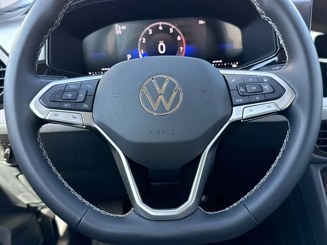 New 2026 Pure White Volkswagen 1.5T S image 25
