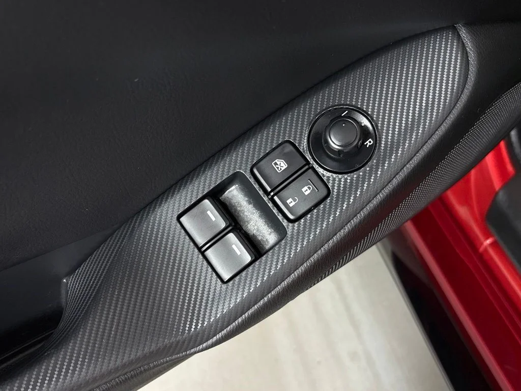Used 2025 Red Mazda Club image 17