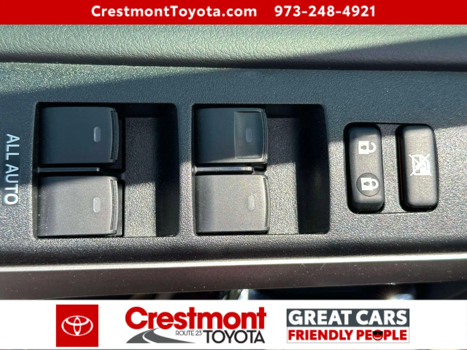 Used 2023 Nautical Blue Metallic Toyota Limited image 13